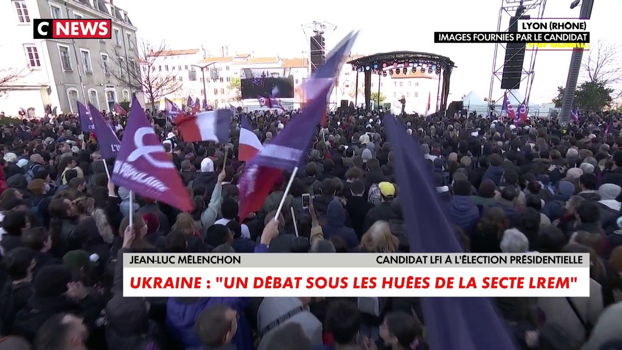 Jean-Luc Mélenchon, en meeting à Lyon : «Il faut rouvrir la discussion internationale pour le désarmement nucléaire du monde»