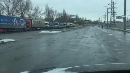 ZAPORİJYA - Yüzlerce otobüs Mariupol'daki sivillerin tahliyesi için bekletiliyor