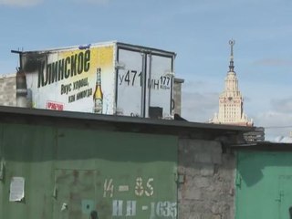 Shadow economy thrives in Russia's garages as crisis bites