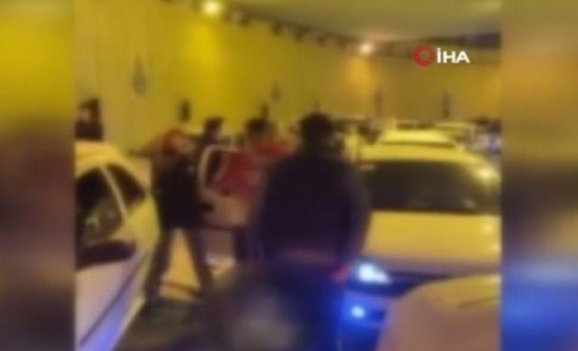 Esenler'de trafiği kapatıp asker uğurlaması yapan şahıslara para cezası