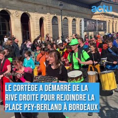 C'est le le retour du carnaval des 2 rives à Bordeaux