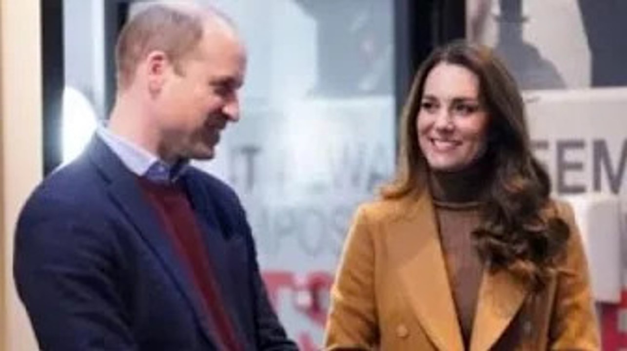 William et Kate "attendent avec impatience" du "temps sans enfant" pendant leur tournée royale, selo