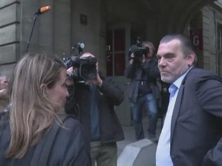 Paris attacks suspect Abdeslam tight-lipped in court: lawyer