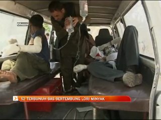 52 terbunuh bas bertembung lori minyak