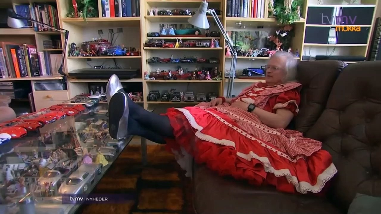 Kjole Ole fylder 70 | Transvestit | Ole Steen Mortensen | Viborg | 31-05-2016 | TV MIDTVEST @ TV2 Danmark