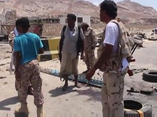 Bombs kill 37 Yemen police in former Qaeda bastion