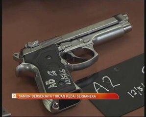 Samun bersenjata tiruan kedai serbaneka