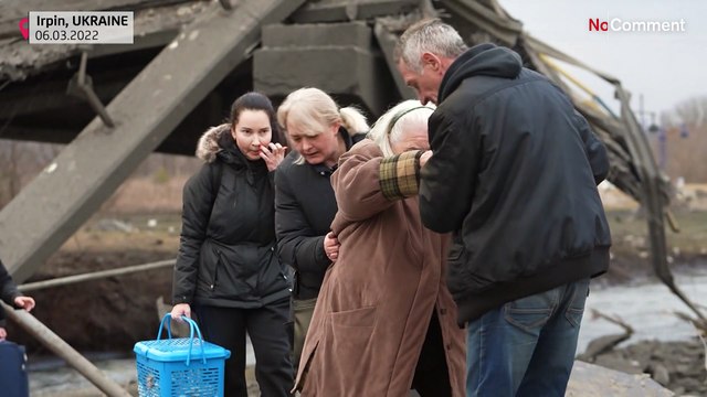 شاهد: هربا من عمليات القصف الروسي.. آلاف السكان يفرون من غرب العاصمة كييف