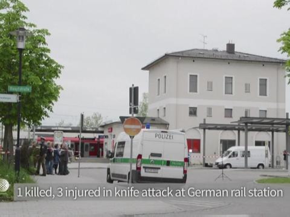 1 killed, 3 wounded in knife attack at German rail station