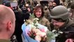 Dos soldados ucranianos se casaron en la frontera de Kiev - Guerra
