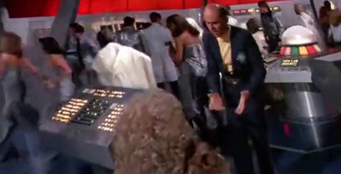 Quark S01 E02
