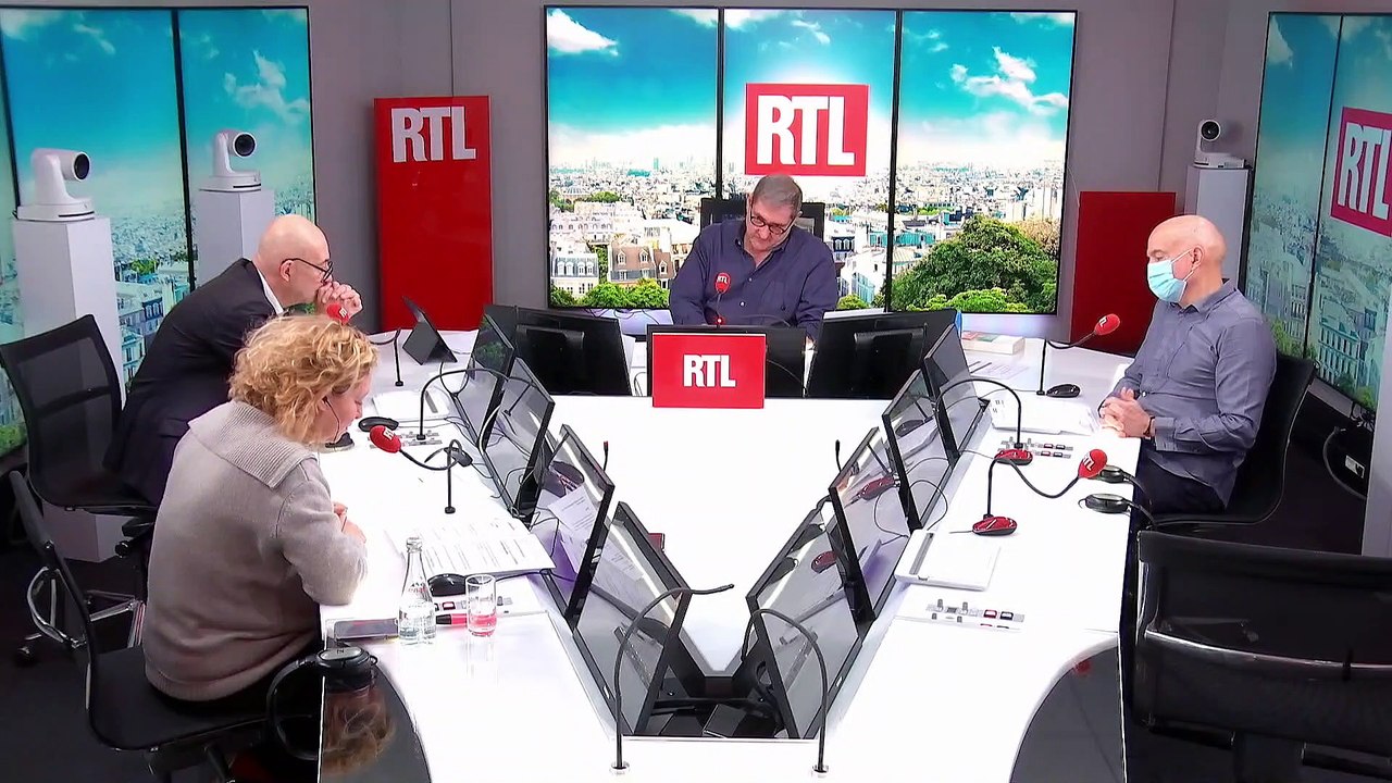 L'ambassadeur de France en Ukraine, Étienne de...