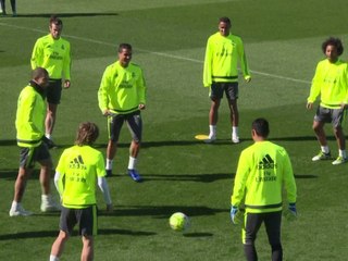 Real Madrid's Zinedine Zidane ready to coach his first 'Clasico'