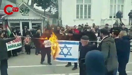 Sakarya'da İslamcı gruptan Herzog protestosu