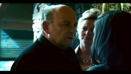 Tráiler Campamento castigo VO