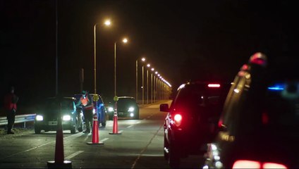 Una Especie de Familia Tráiler (2)