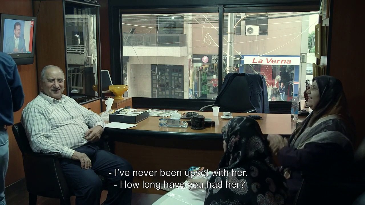 Uma Criada Para Cada Um Trailer Original