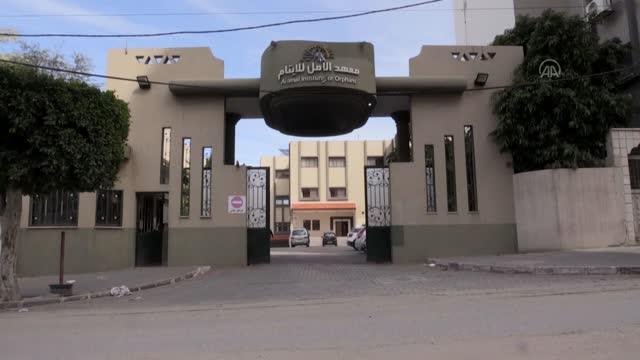 Türk Kızılayın finanse ettiği merkezde eğitim alan gençler geleceğe güvenle hazırlanıyor