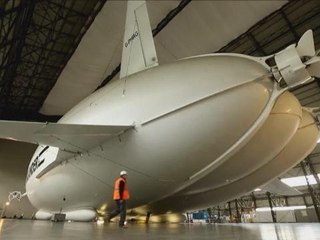 Airlander 10 hybrid aircraft unveiled in UK