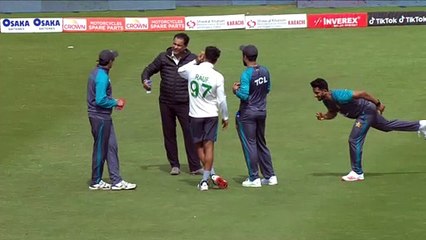 Waqar having a Chat with ‘em in the Morning | PCB | MM2T