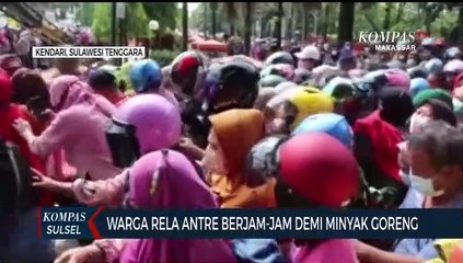 Warga Rela Antre Berjam  Jam Demi Minyak Goreng