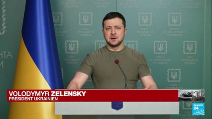 Volodymyr Zelensky : "Notre drapeau n'est pas tâché de sang et n'aura jamais de croix gammée"