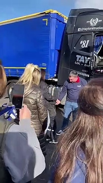 Ashfield lorry drivers heading for Poland with supplies for Ukrainian refugees