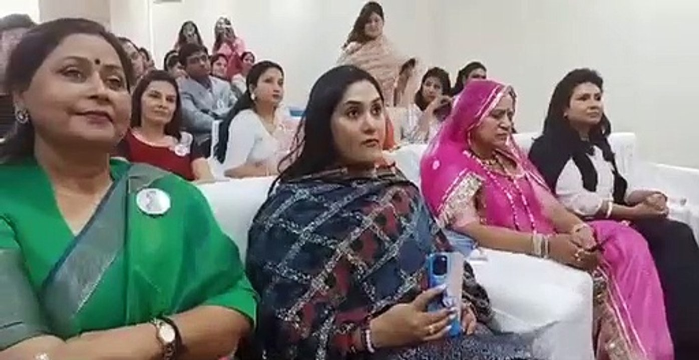 अपनी रोजमर्रा के जीवन की भाग दौड़ में खुद का ध्यान रखना न भूलें: अदिति गोवित्रिकर