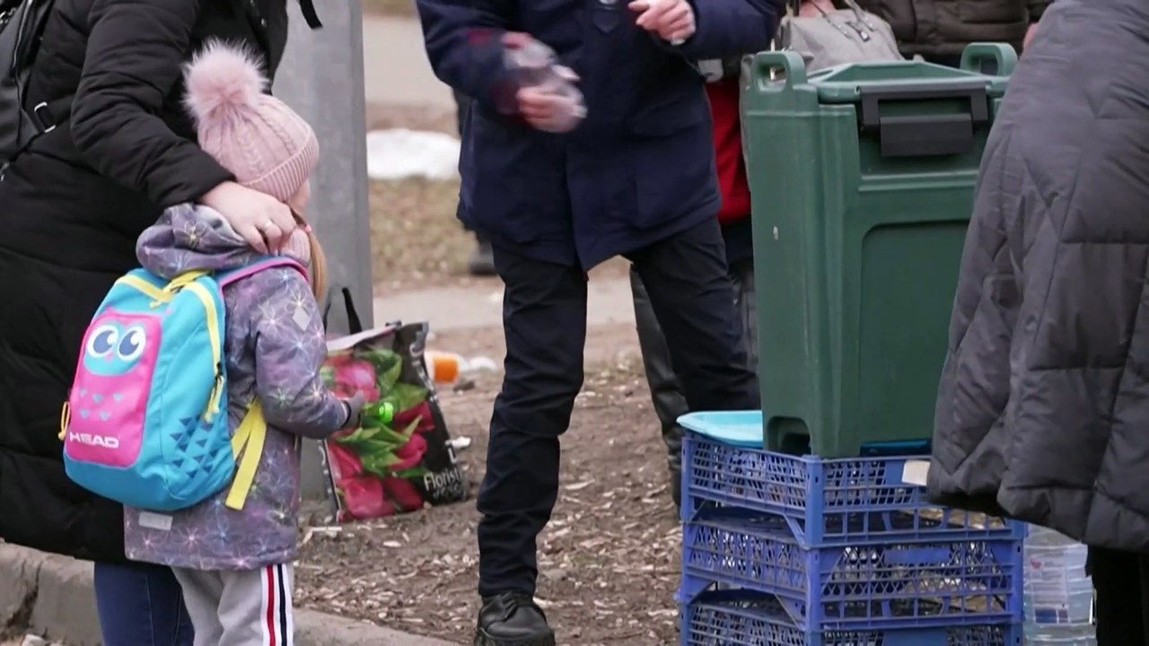 Ucrania califica de "inmoral" la propuesta de corredores humanitarios de Rusia