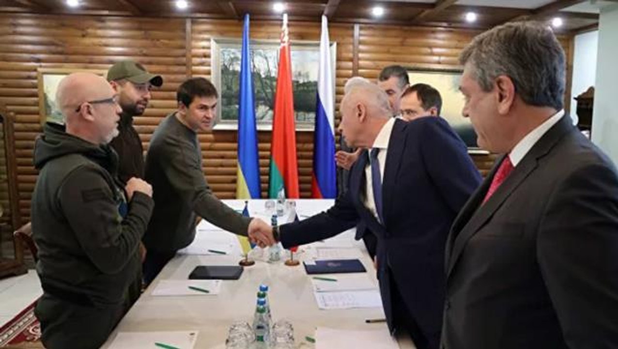 Son Dakika: Rusya ile Ukrayna arasındaki müzakerelerin üçüncü turu Belarus sınırındaki Brest'te başladı