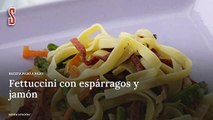 Vídeo Receta: Fettuccini con espárragos y jamón