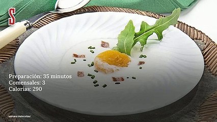 Vídeo Receta: Crema fría de almendras con gajos de albaricoque