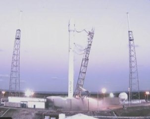 SpaceX satellite launch succeeds, but rocket crash lands