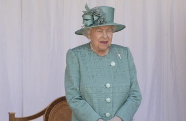 Queen Elizabeth was aware that Prince Harry was leaving 'when he took the dogs'