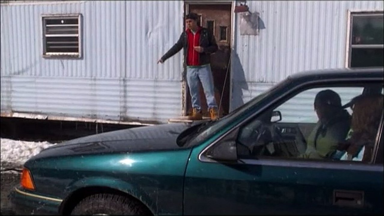 Frozen River (Río Helado) Clip (3)