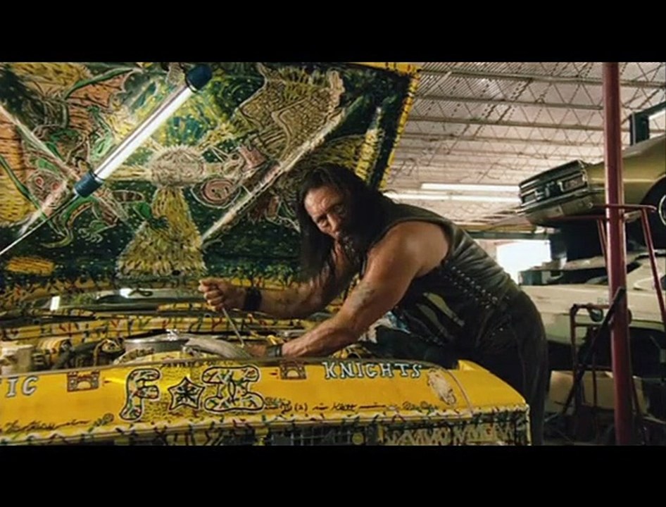 Machete Clip (7)