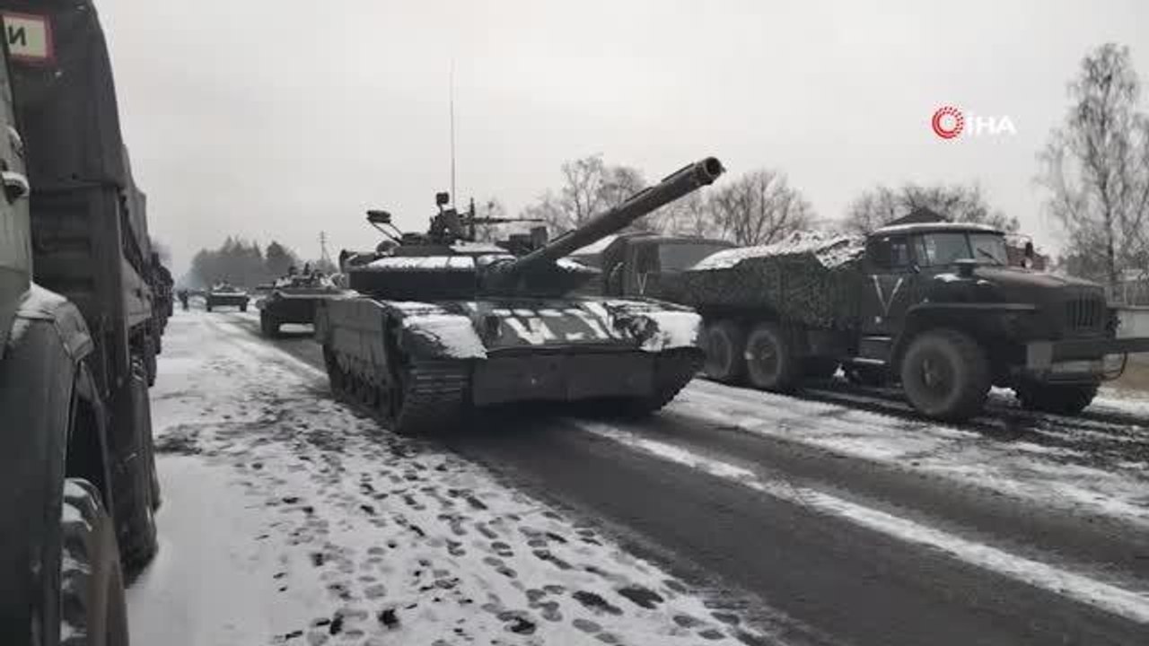 Rus tankları Kiev bölgesinde ilerliyor