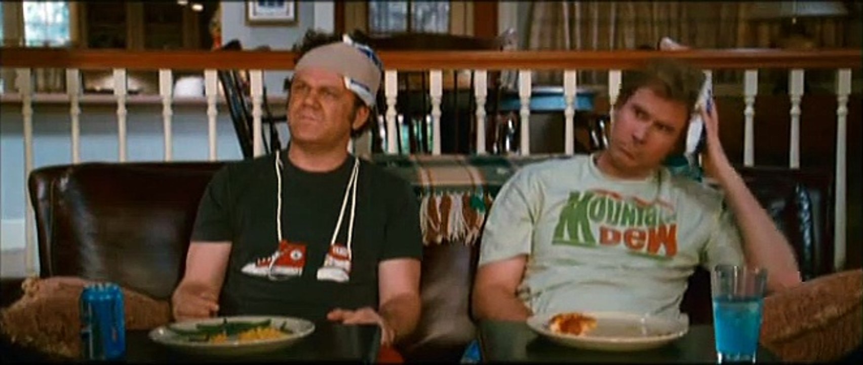 Hermanos por pelotas Clip