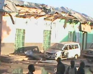 At least 30 killed in Somalia restaurant bombings