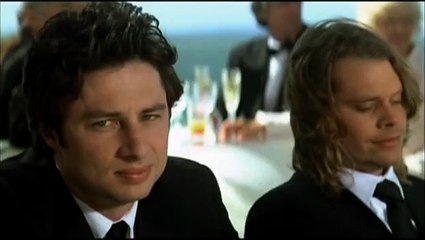 Um Beijo a Mais Trailer Original