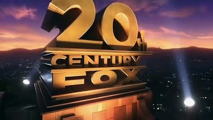 Os Pinguins do Papai Trailer Original