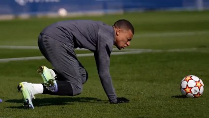 Real-PSG : les images de la blessure de Mbappé, victime d’un choc avec Gueye
