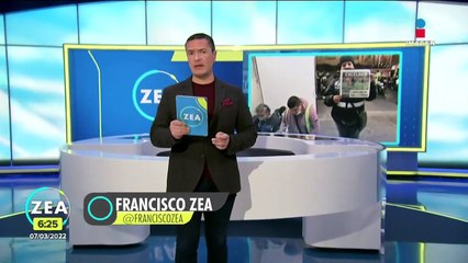 Justina lleva 20 años repartiendo el periódico Excélsior