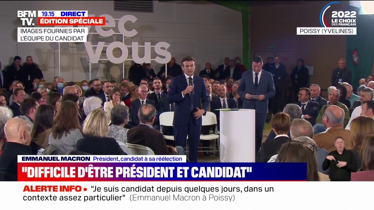 Emmanuel Macron: "C'est difficile d'être en même temps président et candidat"