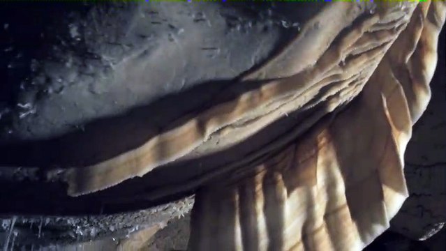 La cueva de los sueños olvidados Clip VO