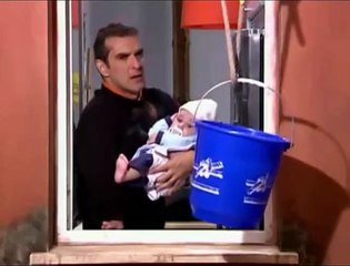 Aquí no hay quien viva Clip (2)