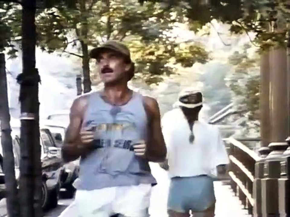 Três Solteirões e um Bebê Trailer Original