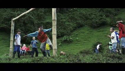 Los colores de la montaña Tráiler