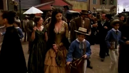 La leyenda del Zorro Tráiler VO