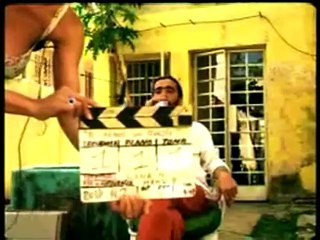 Ar meno un quejio Tráiler